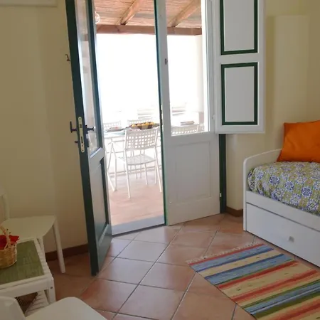 Orizzonte Relais Villa Leni Exterior photo